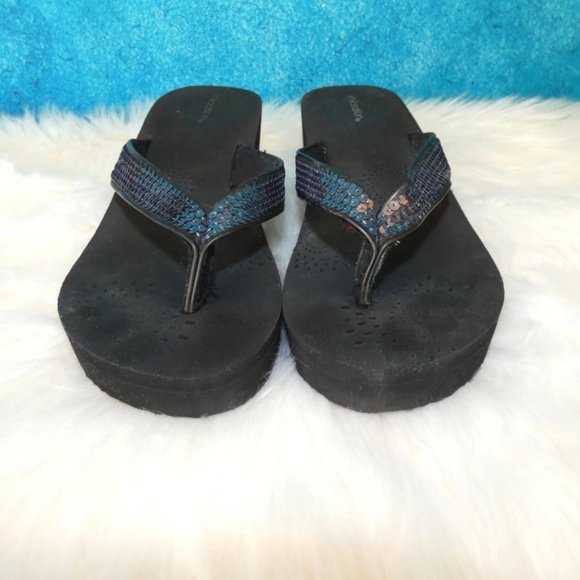 Xhilaration Sequin Flip Flops 7M - Picture 10 of 10